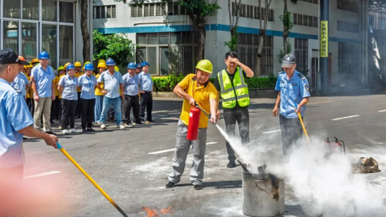 人人講安全，個個會應急－查找身邊安全隱患——2025年安全生產(chǎn)月活動_1_7_translate_202507081333343456.png