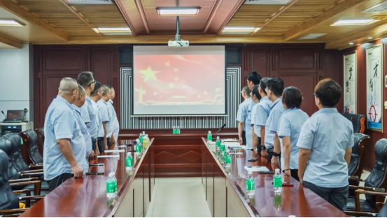 新銀鋁材 傳承紅色基因，凝聚奮進(jìn)力量——耀銀山鋁業(yè)黨支部慶祝中國共產(chǎn)黨成立104周年系列活動323.png